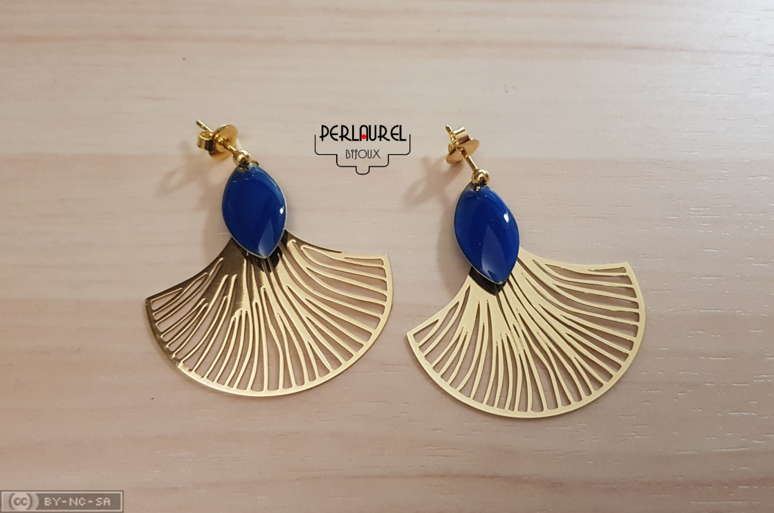 Boucles d'oreilles gingko bleues