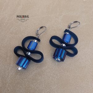 Boucles d'oreilles lacet bleu vague